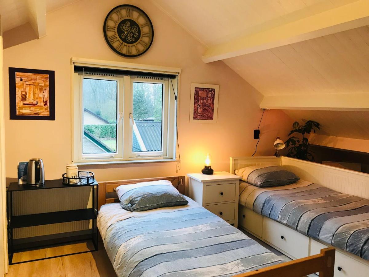엑슬루 Het Uilennest B&B 외부 사진