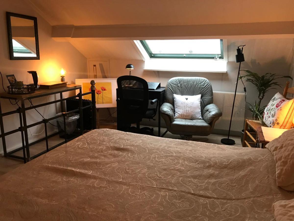 엑슬루 Het Uilennest B&B 외부 사진